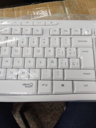 Logitech MK295 Combo Inalámbrico