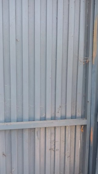 Puerta Metálica Corrugada