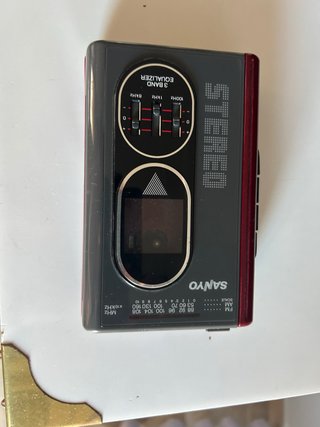 Walkman Sanyo Stereo FM/AM