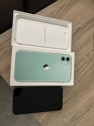iPhone 11