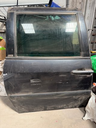 Puerta trasera Citroën C8 derecha y izquierda