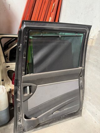 Puerta trasera Citroën C8 derecha y izquierda