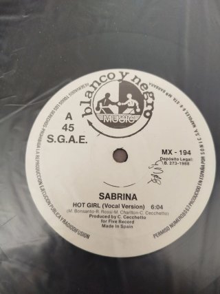Vinilo Sabrina Hot Girl(leer bien la descripcion)