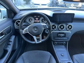 Mercedes-Benz Clase A180 AMG LINE 2014