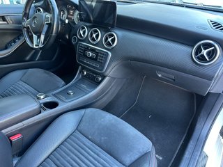 Mercedes-Benz Clase A180 AMG LINE 2014