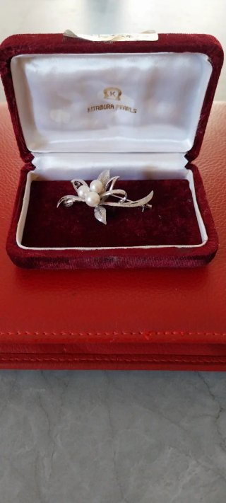 Spilla Kitamura Pearls perle argento anni 50.