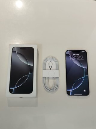 iPhone 16 Pro Max