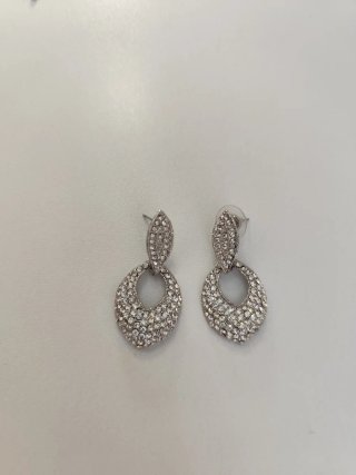Pendientes mujer piedreceitas color plata.