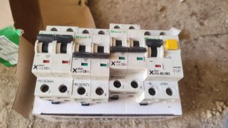 Lote 4 Térmicos Moeller xPole C10, C20, C25, C40