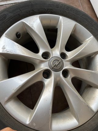 Llanta Opel Corsa 195/55 R16 87H Michelin