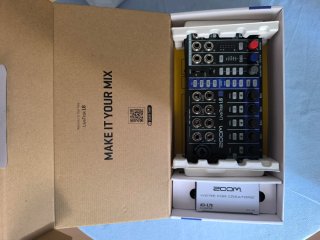 Zoom LiveTrak L6 Mixer Registratore