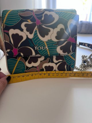 Bolso bandolera TOUS estampado floral