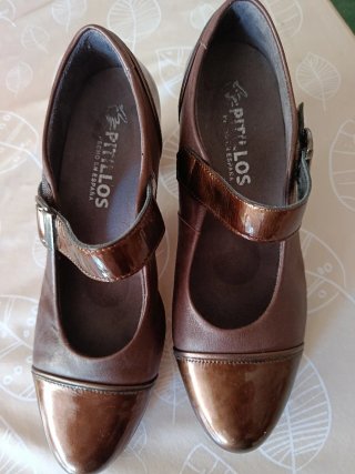 Zapatos de tacón Pitillos marrones