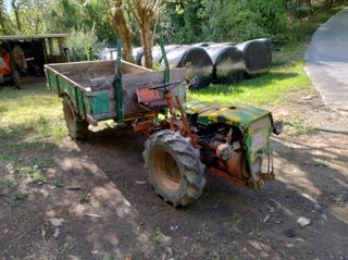 Tractor Pascuali 946 en funcionamiento