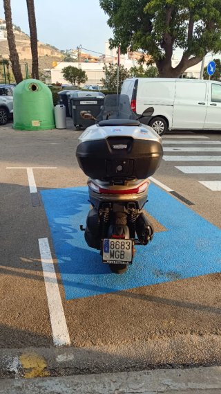 Piaggio MP3 530 - 25.000 km
