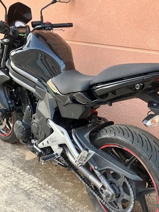 Kawasaki ER-6n 2013 Negra