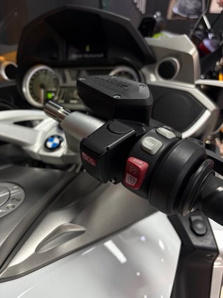 BMW K1600GTL Blanca