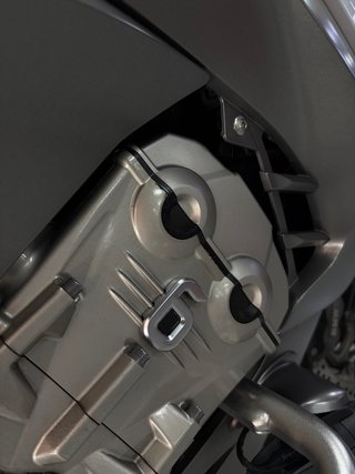 BMW K1600GTL Blanca