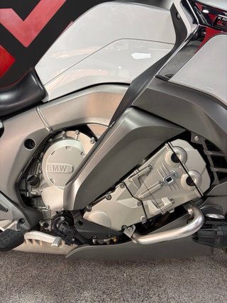 BMW K1600GTL Blanca