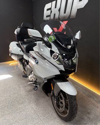 BMW K1600GTL Blanca