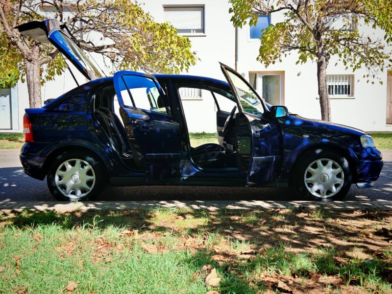Opel Astra 1999, foto 16