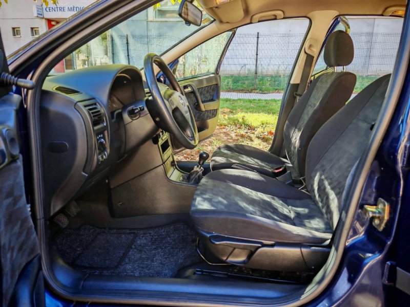 Opel Astra 1999, foto 22