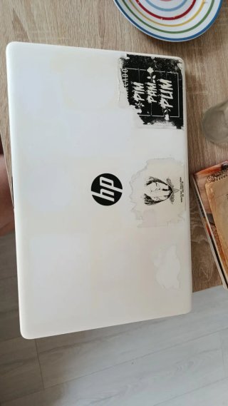 Ordenador portátil HP Laptop15-DA0XXX