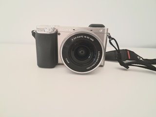 8.376 DISPAROS Sony A6000 con objetivo kit