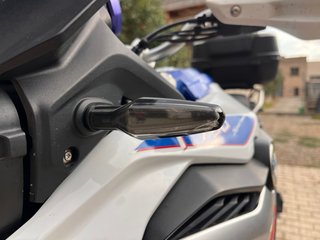 BMW F750GS Aventura Azul y Blanca