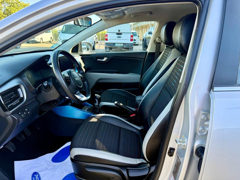 Kia Stonic 2025, foto 8