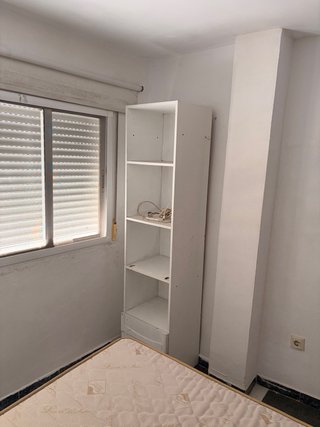 MOBILIARIO DE PISO GRATIS EN CAMAS (SEVILLA)