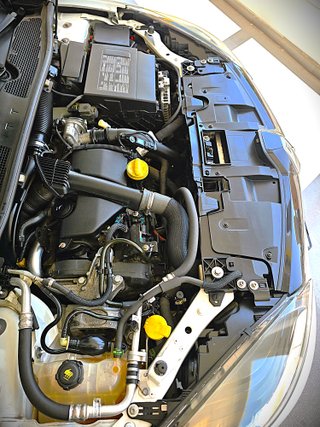 Renault Megane Limited 2015 / Garantia Mecanica