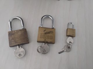 Lucchetti con chiave e combinazione