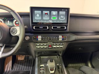 Yudo 6 2.0 GDI Navigator 4WD