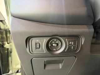 Yudo 6 2.0 GDI Navigator 4WD