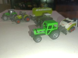 Tractor Claas Deutz Fendt Escala 1:87