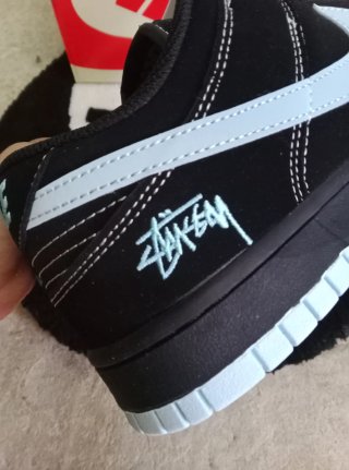 Nike Dunk x Stussy Negro y Azul