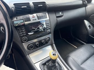 Mercedes-Benz Clase C 2005