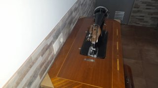Máquina de coser Alfa antigua