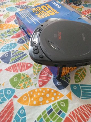 Reproductor CD Portátil Casio PZ-700