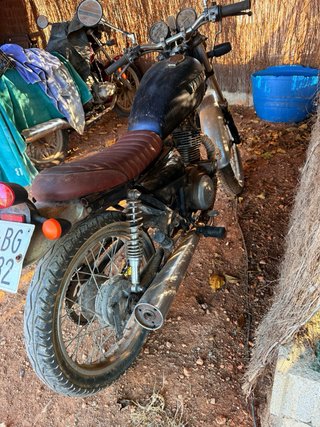 Yamaha 250sr Naked Negra y Plateada