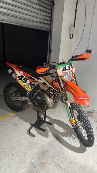 KTM 300 EXC 2017 Carburación
