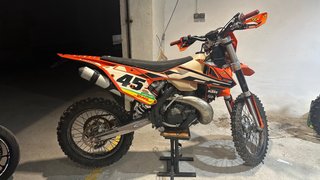 KTM 300 EXC 2017 Carburación