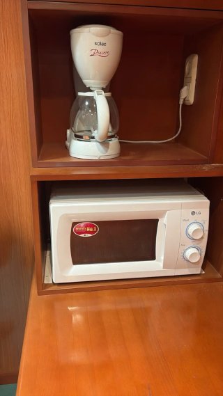 Microondas LG y Cafetera Solac