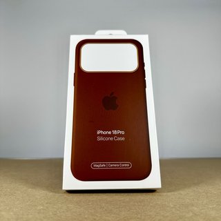Funda iPhone 18 Pro Silicona Terra Cotta Magsafe