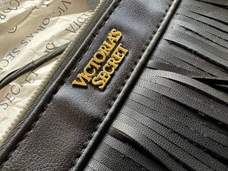 Bolso mano Victoria Secret efecto cuero