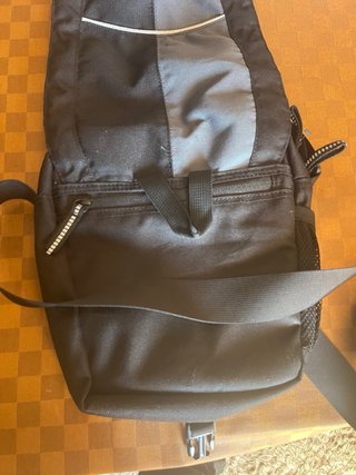 Bolso bandolera Trangoworld negro y gris