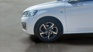 Citroen C-Elysee PureTech 82 Shine 60 kW (82 CV)