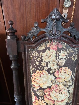 Conjunto Antiguo: Sillón + 2 Sillas Madera Tallada