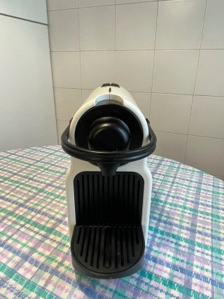 Cafetera Nespresso Blanca
